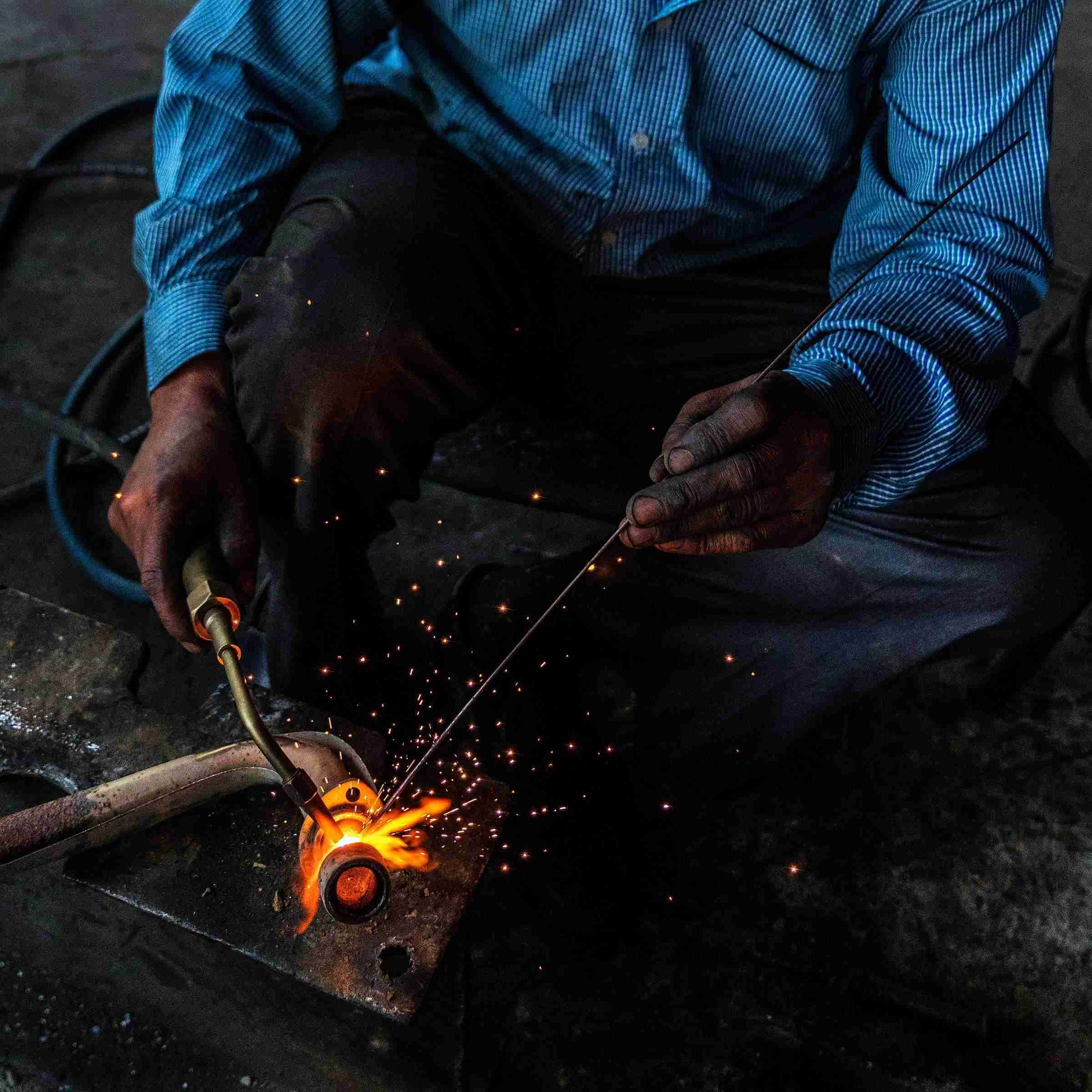Certified pipe welding on an industrial project in Saudi Arabia